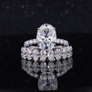 4 Carat Oval Cut Giliarto Moissanite White Gold Engagement Ring Set