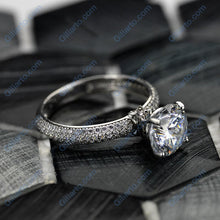 Load image into Gallery viewer, &#39;&#39;Carmen&#39;&#39; 2 Carat Forever One Moissanite 14K Gold Moissanite Engagement Ring
