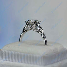 Load image into Gallery viewer, Gray Moissanite  Ring
