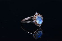 Load image into Gallery viewer, Dainty Natural Moonstone Ring.  1.5ct Oval Cut Moonstone Vintage Halo Ring
