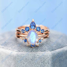 Load image into Gallery viewer, Oval Vintage  Moonstone Ring- Three Ring Set
