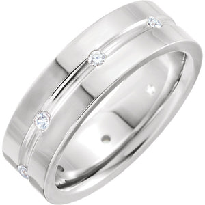 14K White 1/6 CTW Diamond Grooved Comfort-Fit Band