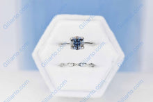 Load image into Gallery viewer, 1.5ct Round Cut Dark Gray Blue Moissanite Floral Ring Set
