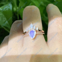 Load image into Gallery viewer, 14K Solid Rose Gold Dainty Natural Moonstone Ring Set, 2ct Pear Cut Moonstone Ring Set, Rose Gold Ring Unique Curved Marquise Cut Ring
