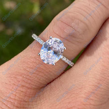 Load image into Gallery viewer, 2 Carat Oval Engagement Ring
